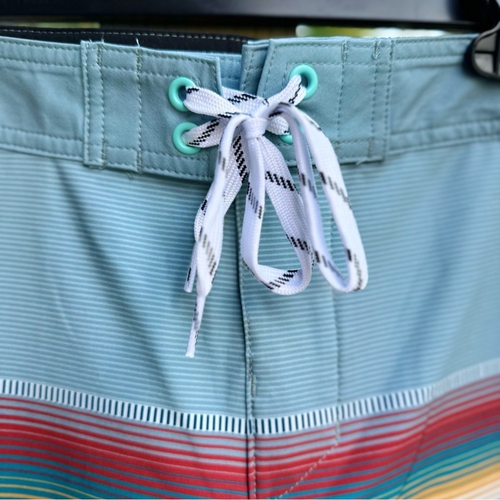SOLD!Board shorts from my local surf shop called surfer supplies NWT - Picture 3 of 8